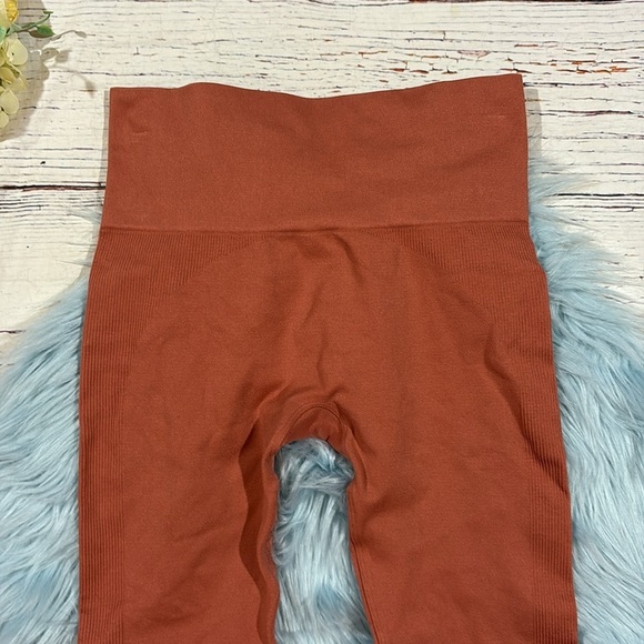 Set Active SculptFlex Seamless Leggings in Spritz Orange - Picture 4 of 9